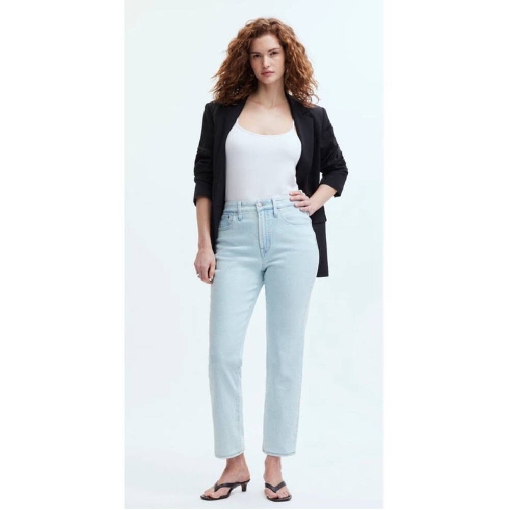 Madewell The Curvy Perfect Vintage Jean in Chesthunt Wash